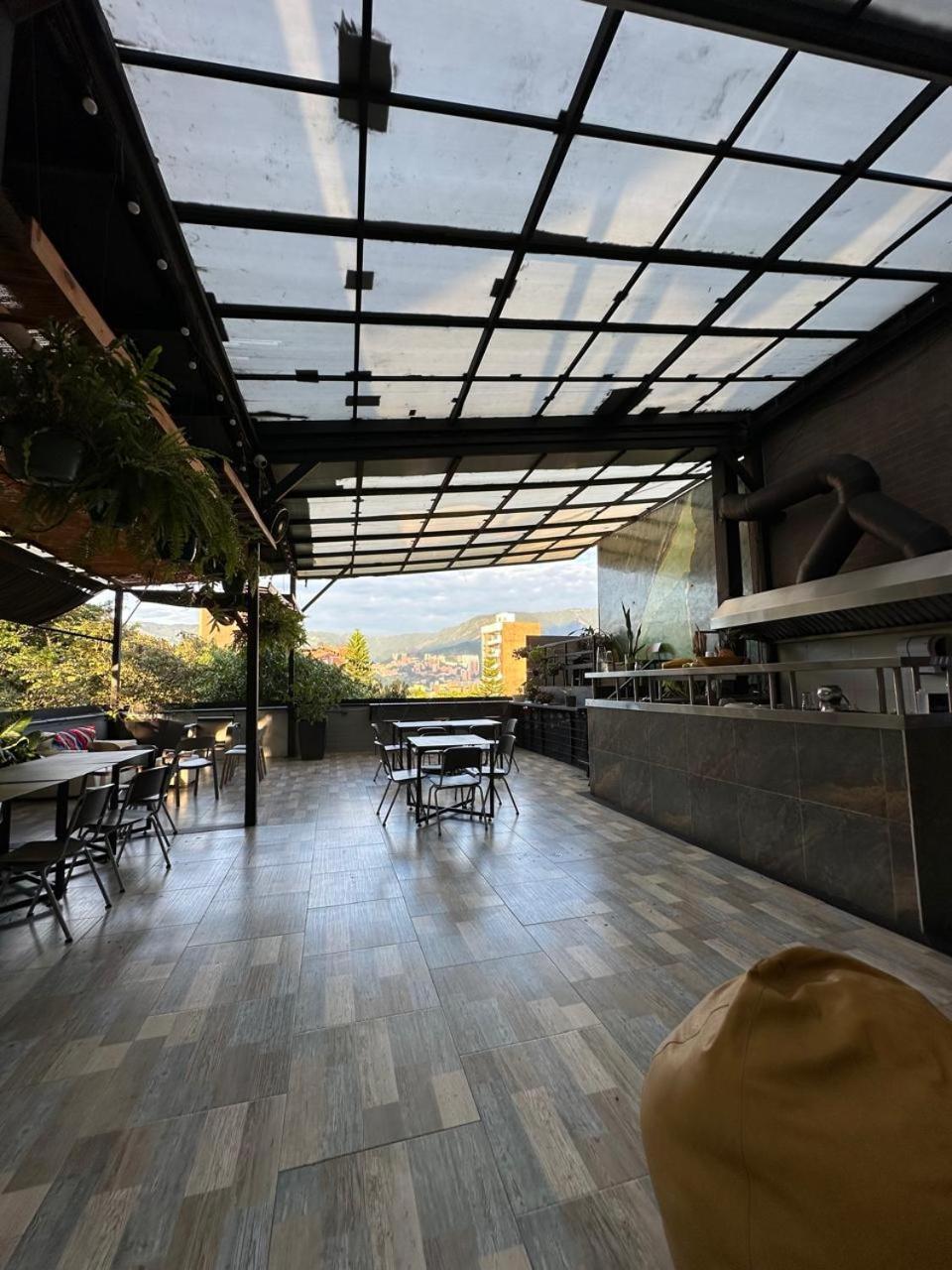 Zona 3* Medellin