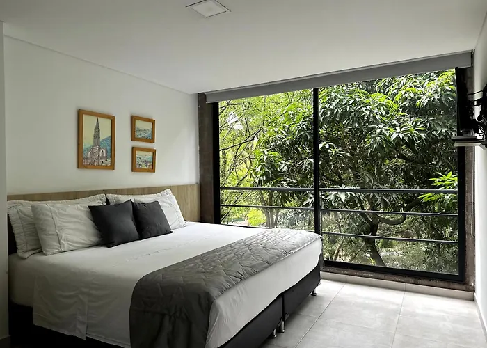 Hotel Zona Verde